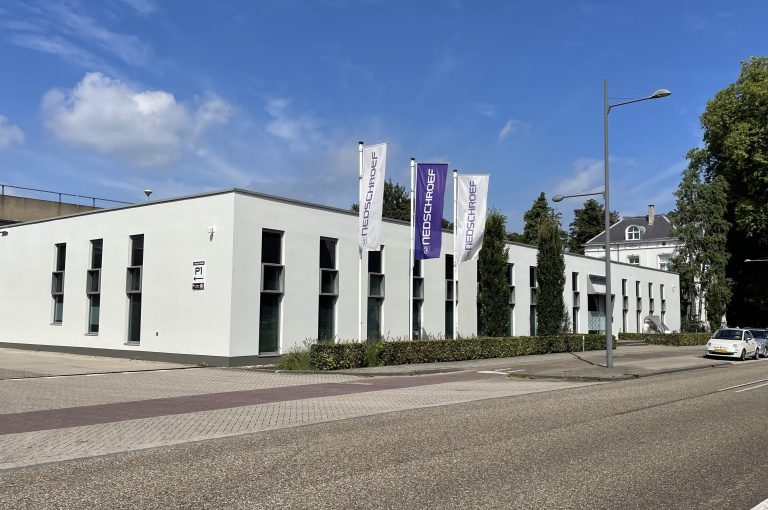 Nedschroef: grip op internationale mobiliteit en transparantie in reisbeleid